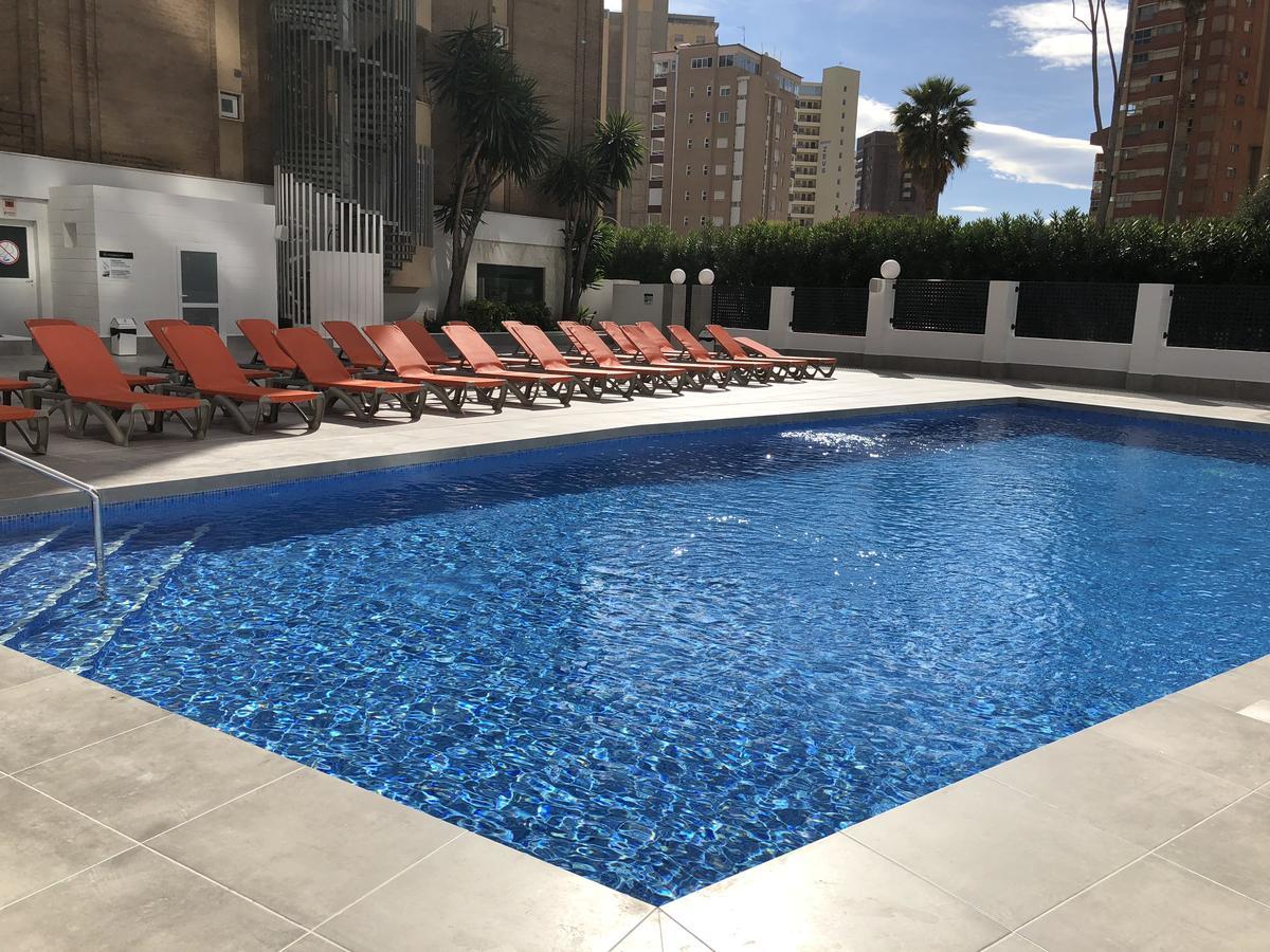 Apartamentos Amalia By Mc เบนิดอร์ม ภายนอก รูปภาพ